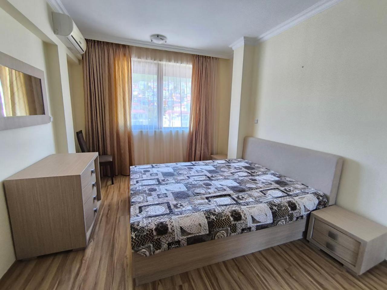 Dom-El Real Apartments Amphora Свети-Влас Экстерьер фото